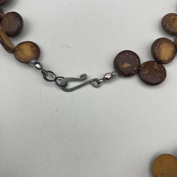 Vintage Lot of 3 Boho Natural Necklaces Shell Wood Seed Coconut Leaf Pendant - Picture 5 of 15